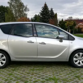 Opel Meriva Zarejestrowany w Polsce*Bogate wyposażenie*Półskóry*Tempomat*6 biegów*