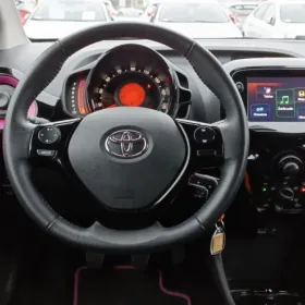 Toyota Aygo 1.0 VVT-i X-City + Connect - Dostępny tylko w KINTO ONE